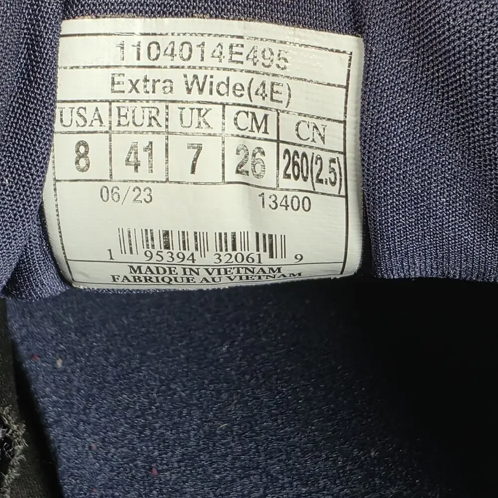 Brooks Beast GTS 23 Peacoat White Mens Navy Blue Size 8 2E Wide Running Shoes